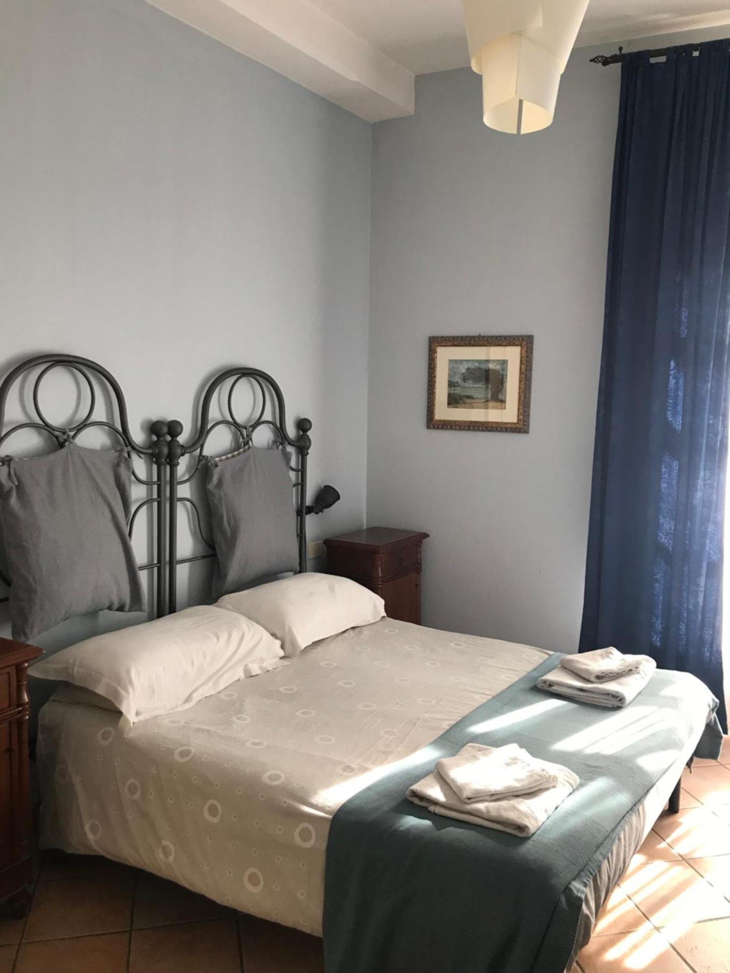 Numero 3 Hotell Cagliari Exteriör bild